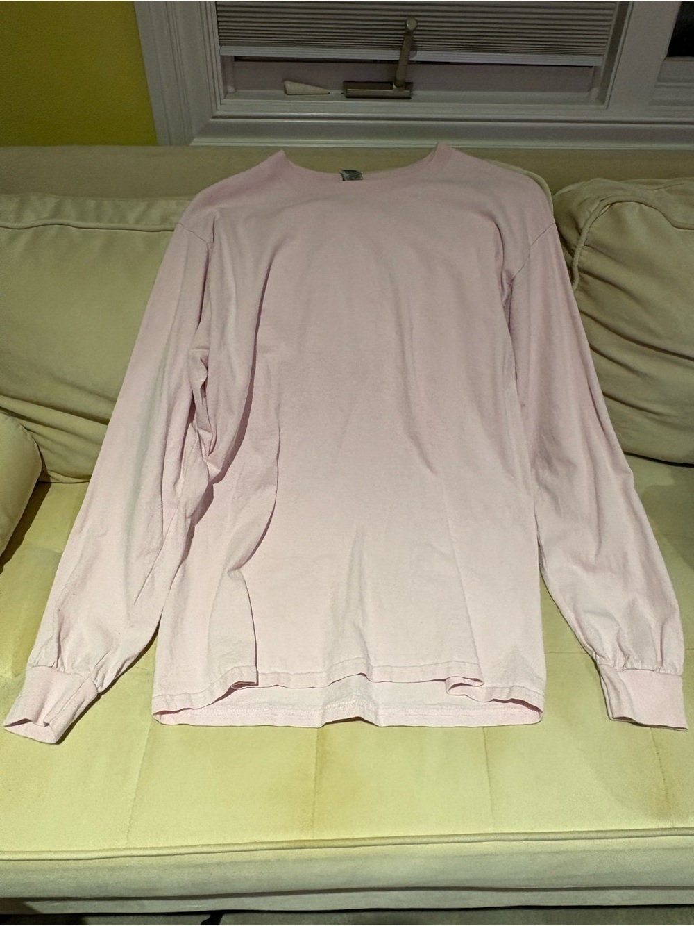 Men’s Gildan baby pink long sleeve